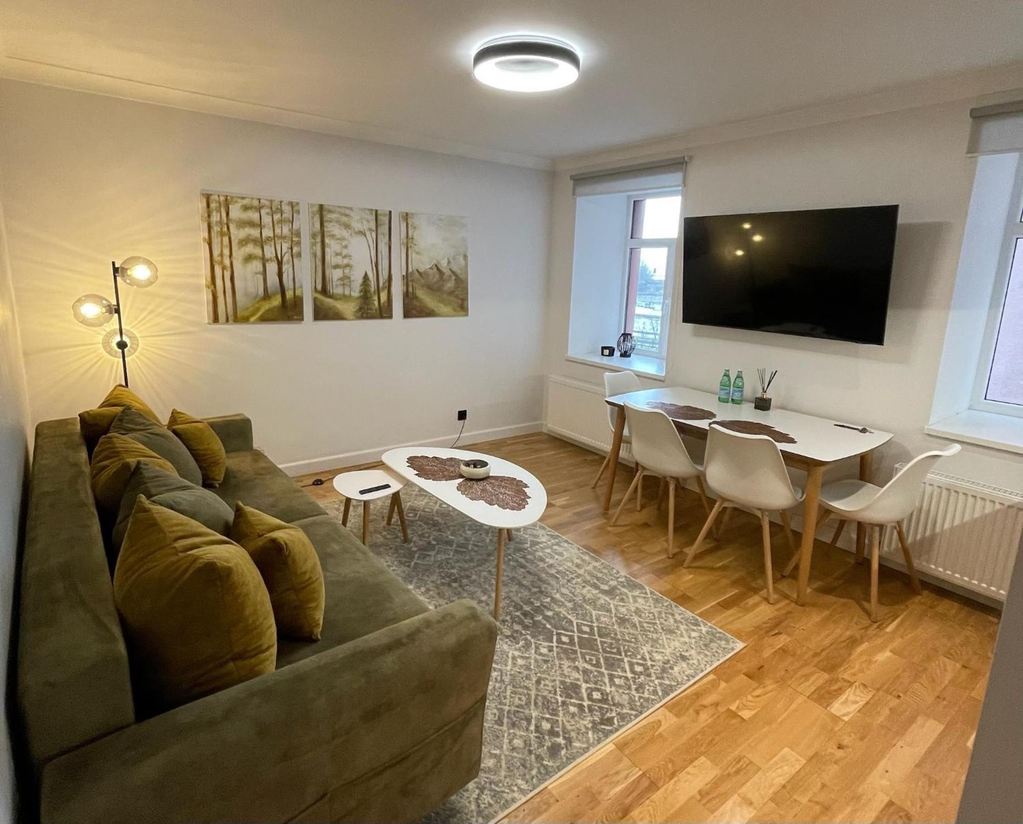 Premium Apartment In Quiet & Historical Area Riga Exterior foto